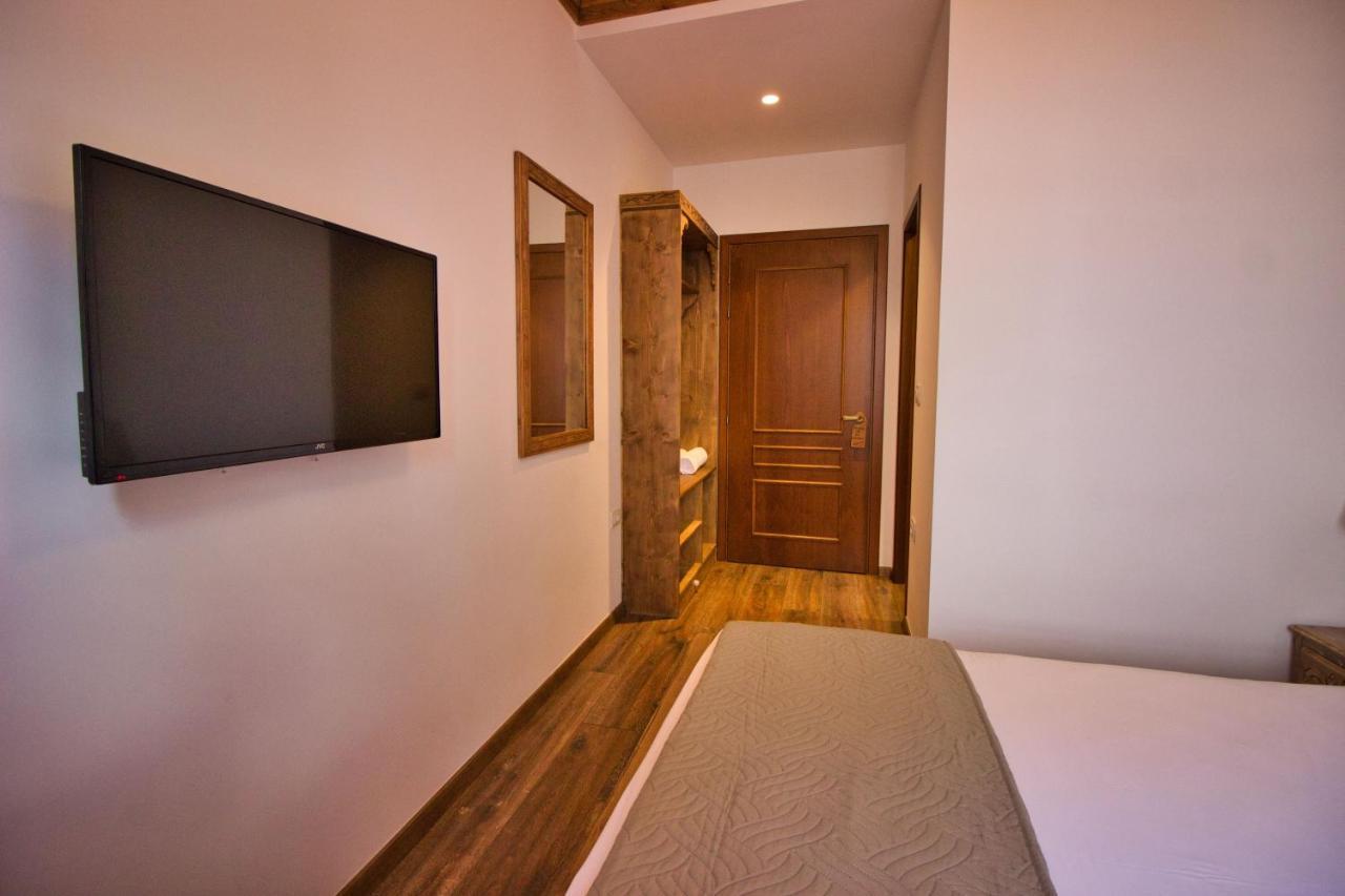 4Rooms Hotel Gjirokastër Exterior foto