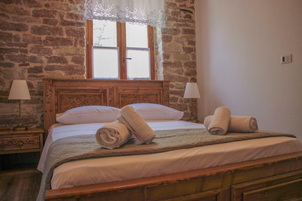 4Rooms Hotel Gjirokastër Exterior foto